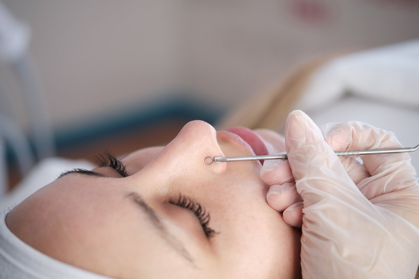 Pack Renovada & Radiante!: Hydrafacial + Radiofrecuencia facial